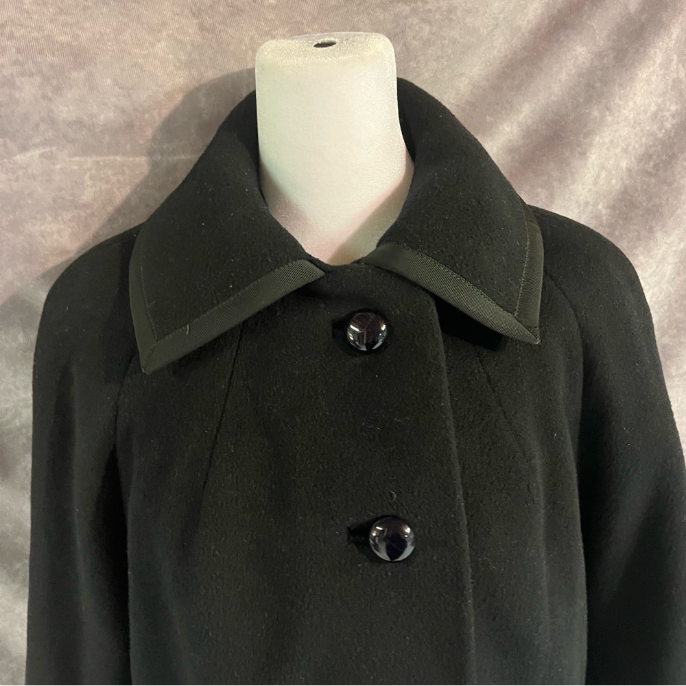 Classic Vintage Black Wool Women's Coat Lined Old‎ Money Preppy Detailed Medium